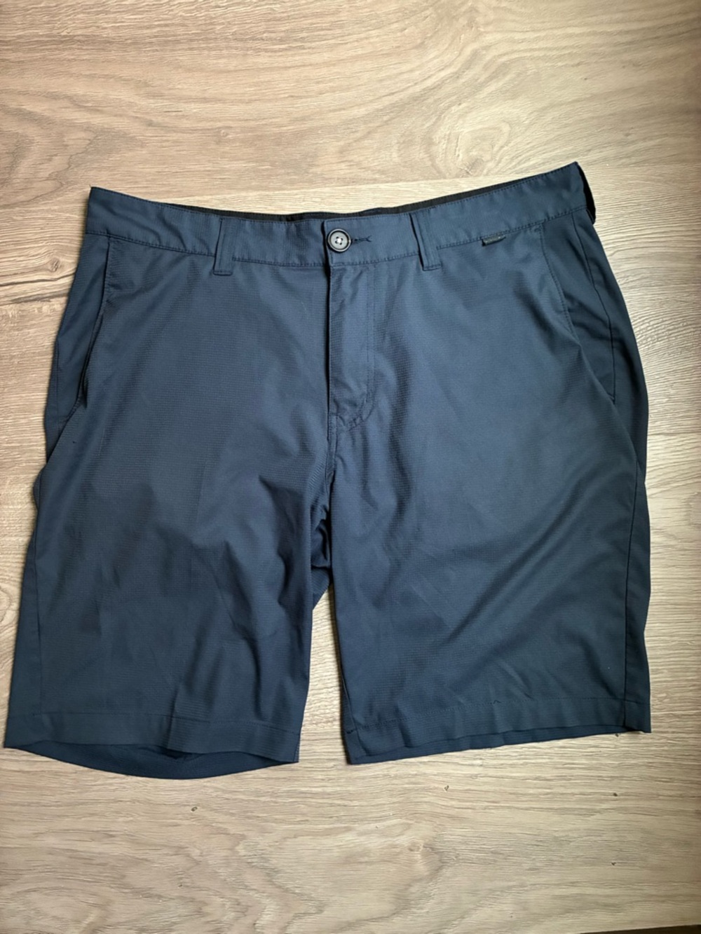 TravisMathew Mens Navy Blue Performance Golf Shorts Size 34 Stretch 4-Pocket